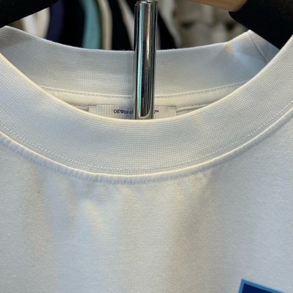 Off-White Exclusive Store  lWhite and Black  Graphic T-Shirt  Puerto Rico - Picture 7 of 7